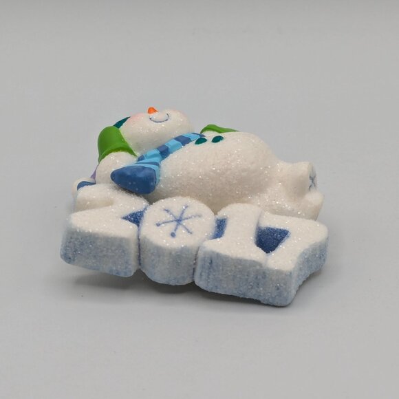 Hallmark Keepsake Frosty Fun Decade 2017, 8th in Series, Christmas Ornament - Picture 6 of 10